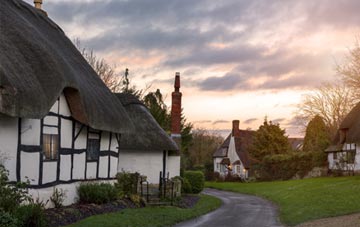 is Castle Combe thatch roofing popular